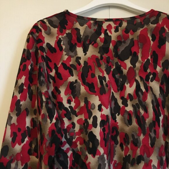 Red Camo Animal Spot Print Knit Pullover Sweater - Picture 6 of 14